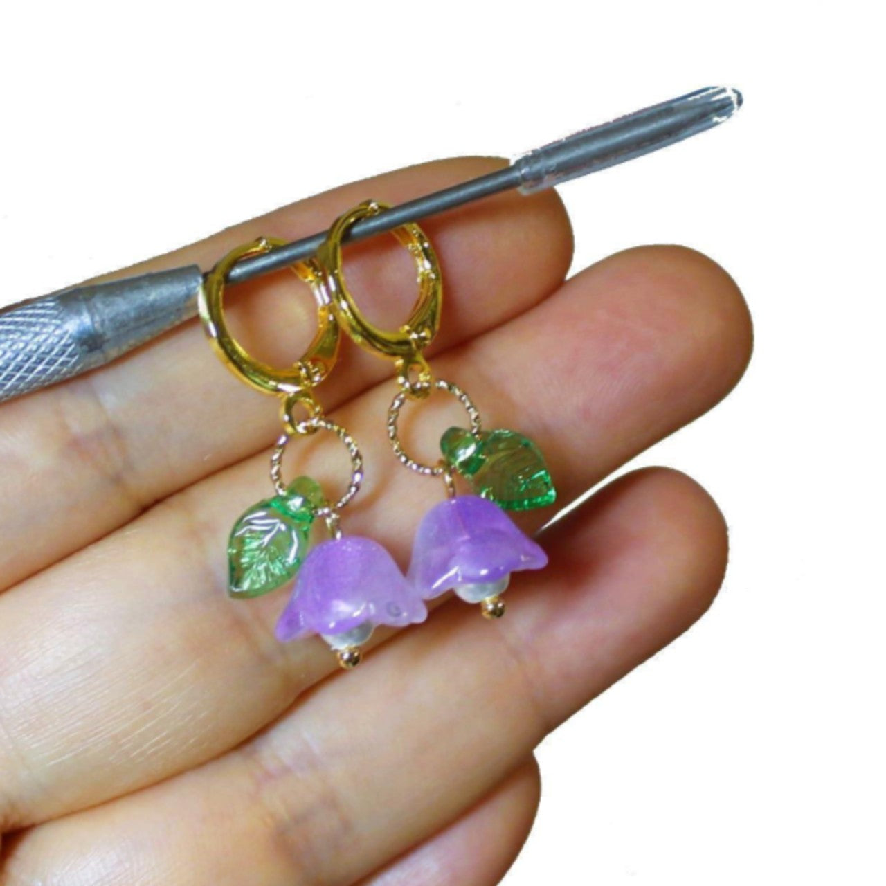 Red Trumpet Flower Gold Dangle Earrings