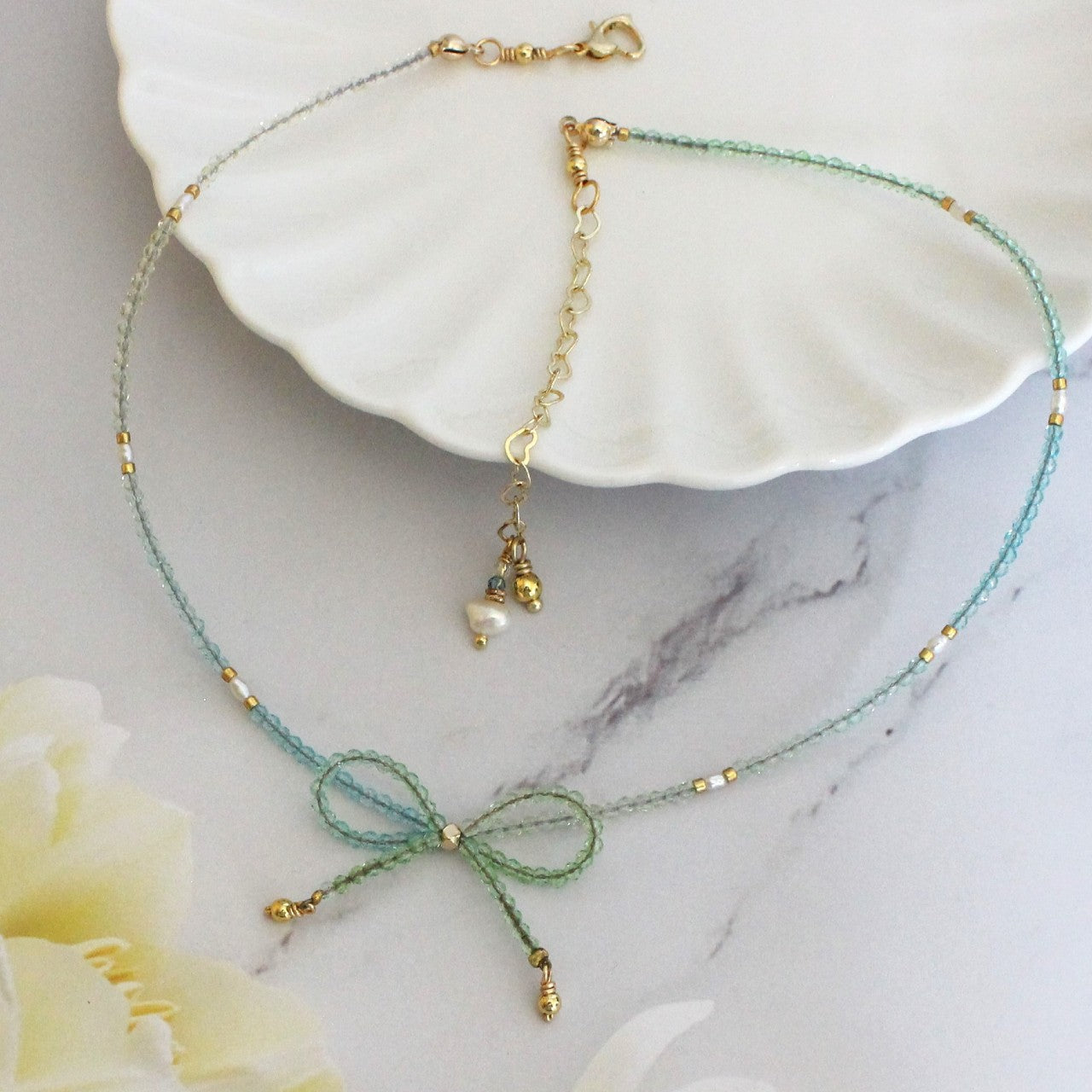 Green and Blue Ombre Crystal Bow Freshwater Pearl Beaded Choker Necklace