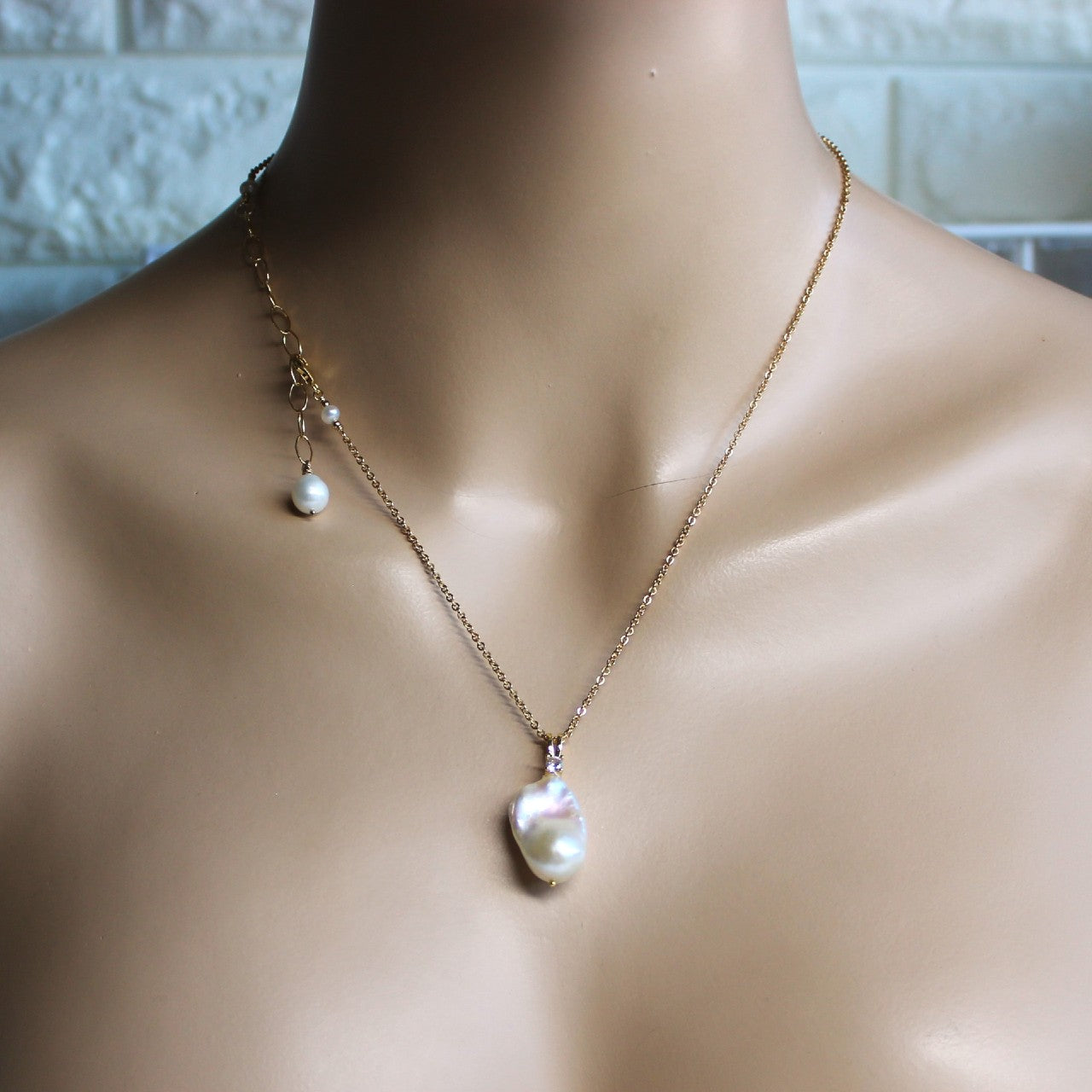 High Luster White Flameball Baroque Pearl Pendant 14K Gold Filled Necklace