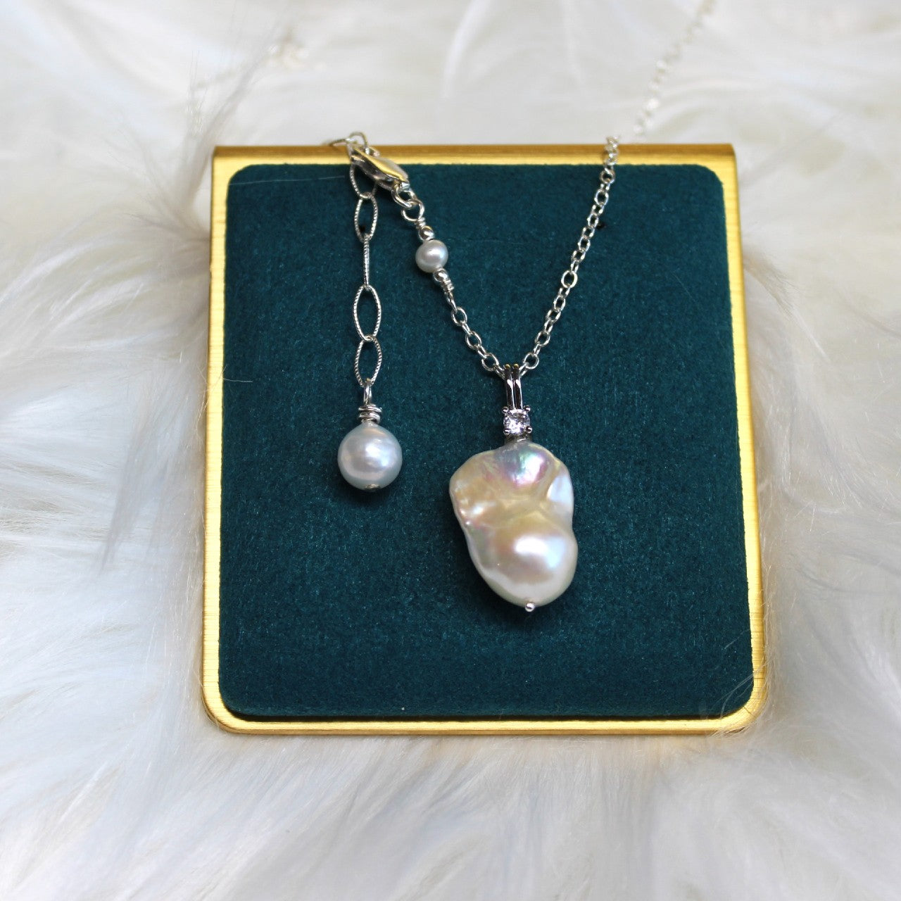 High Luster White Flameball Baroque Pearl Pendant 925 Sterling Silver Necklace