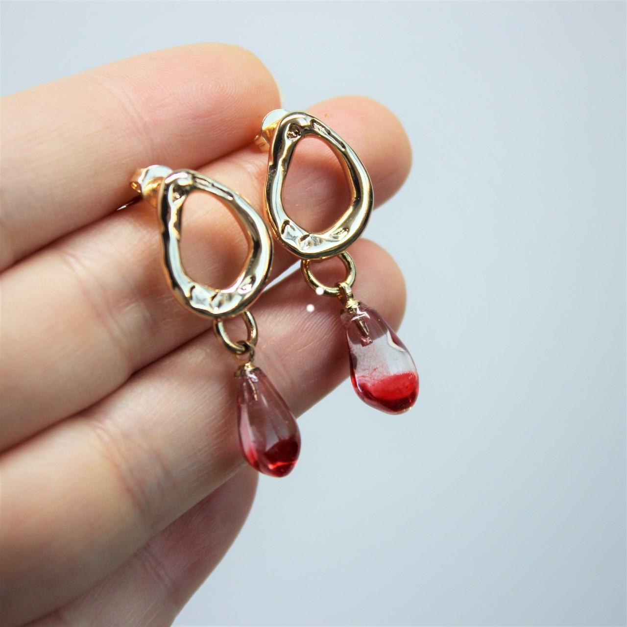 18k Real Gold Irregular Oval Ring Stud with Resin Pomegranate seed Earrings