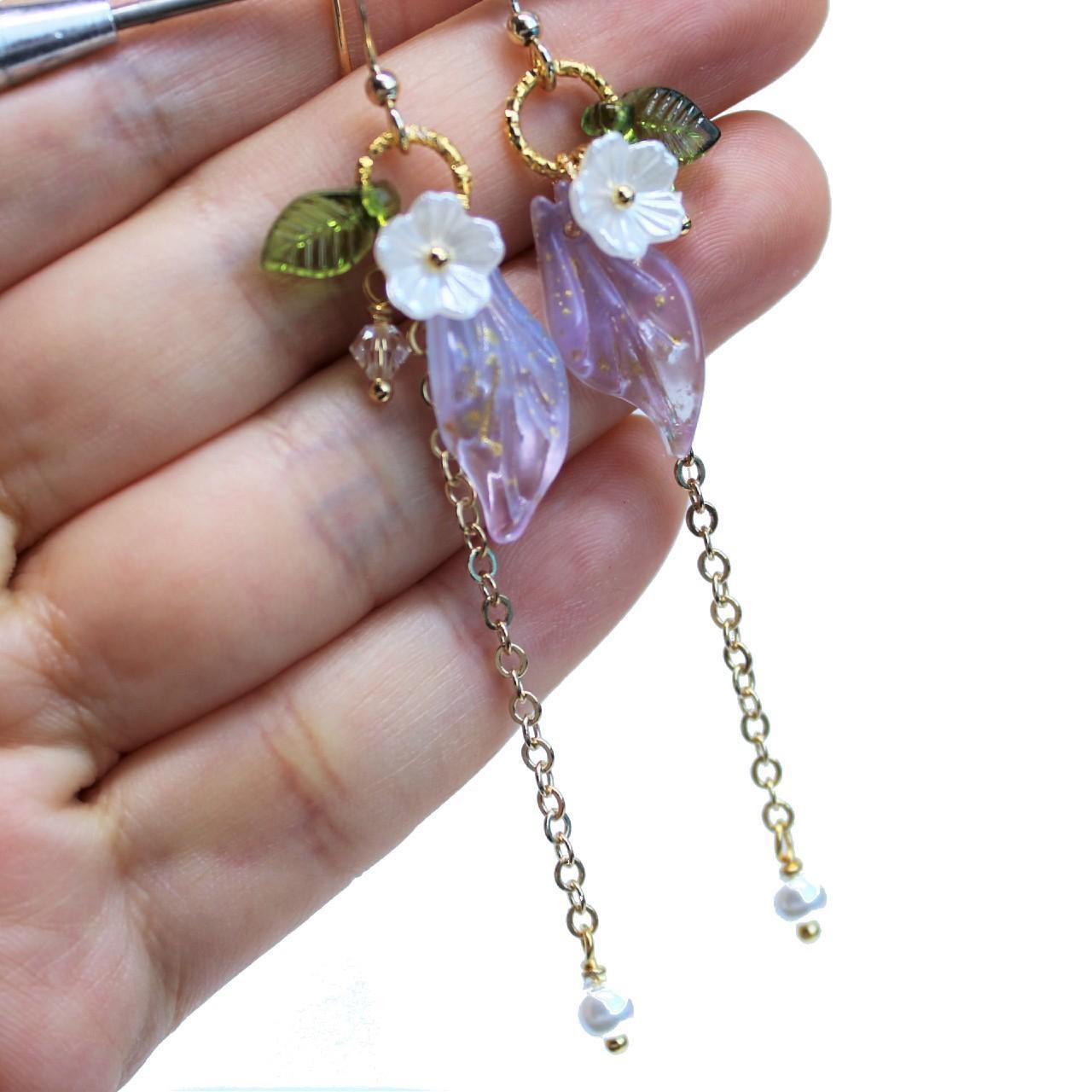 Simple Long Floral Gold Chain Pearl Dangle Earrings